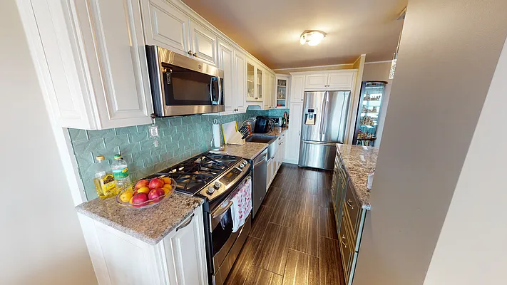 Sold by Remax Edge | media 4