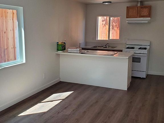 2nd image of 1421 W 80th St #1