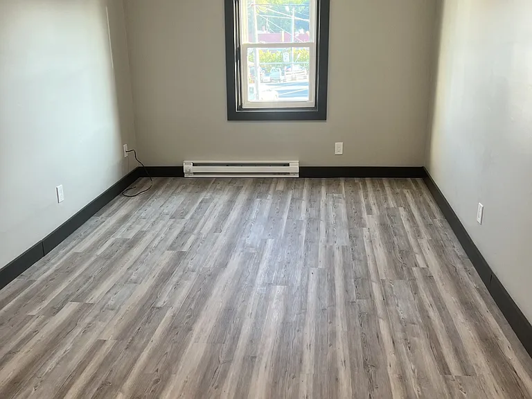 55 N Main St — Photo 7