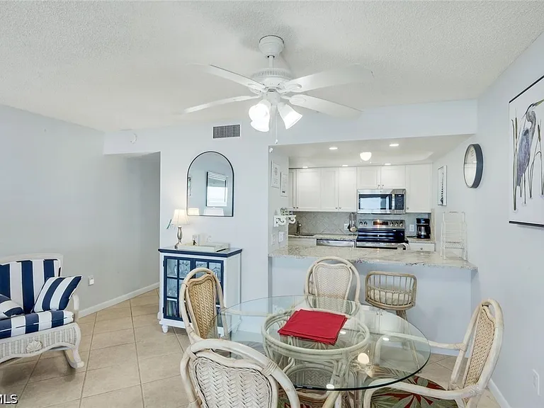 25840 Hickory Blvd #B102 — Photo 13