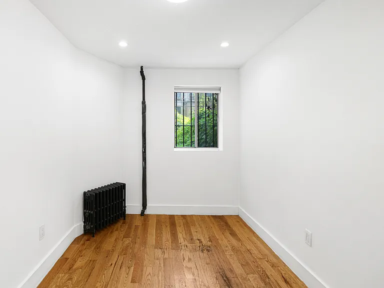 70 Halsey St #1 — Photo 13