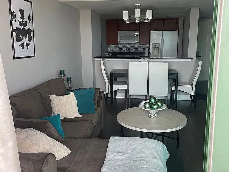 300 S Duval St #910 — Photo 7