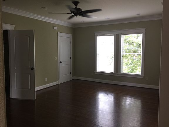 5th image of 712 Gunter Ave #D