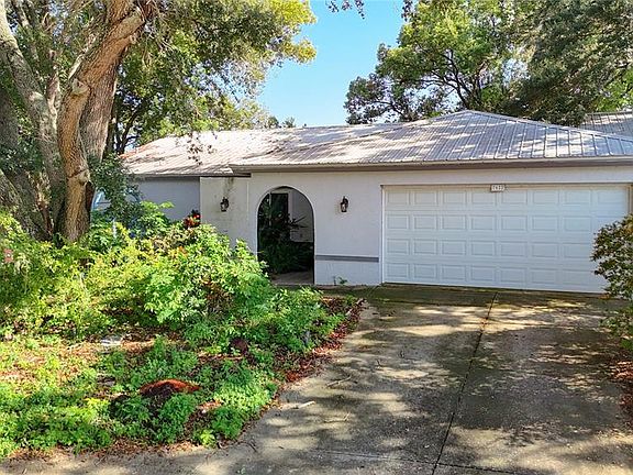 3rd image of 7622 CLOVIS COURT