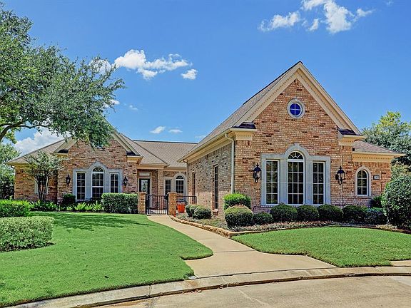 3rd image of 11414 Chaucer Oaks Ct