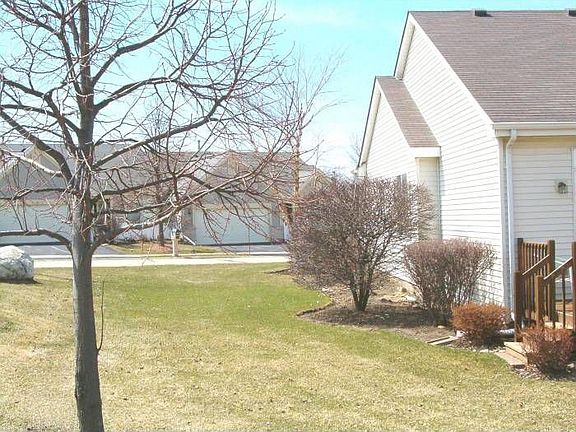 3rd image of 20906 W Snowberry Ln