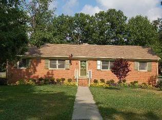 8700 Privet Dr, Richmond, VA 23237