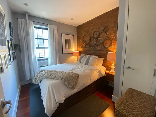 Rented by Brooklyn High Rise LLC | media 4