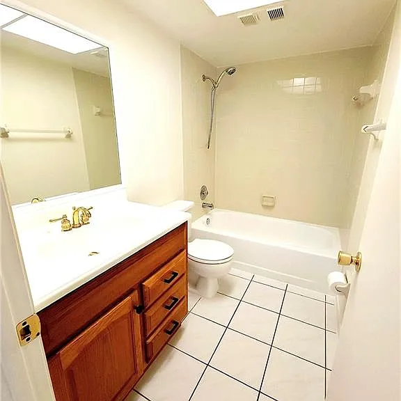 15075 Parkside Dr #102 — Photo 7