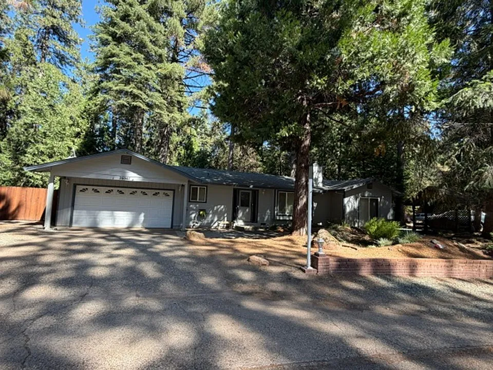 26967 Meadowmont Dr