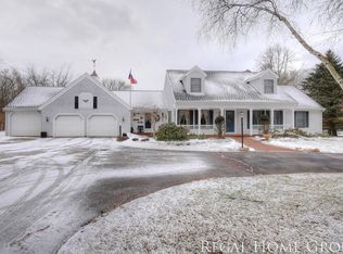 O-1610 Leonard St NW, Grand Rapids, MI 49534