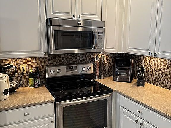 2nd image of 11190 Ruckle St