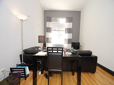 2nd image of 226 W 15th St APT 2B