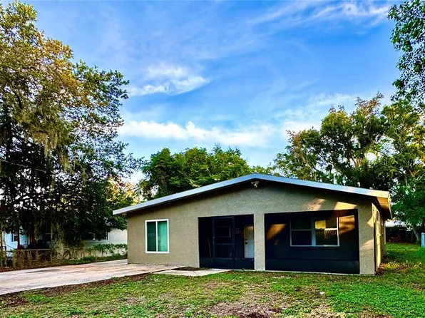 218 4th St, Winter Haven, FL 33880