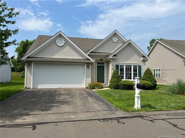 24 Grand Boulevard #24, Ellington, CT 06029
