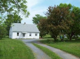 2741 Rocky Spring Rd, Chambersburg, PA 17201