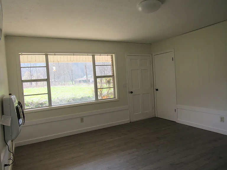 17 Clinton Ln — Photo 12