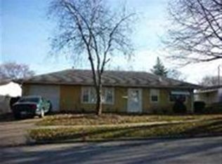 2869 Washington St, Davenport, IA 52804