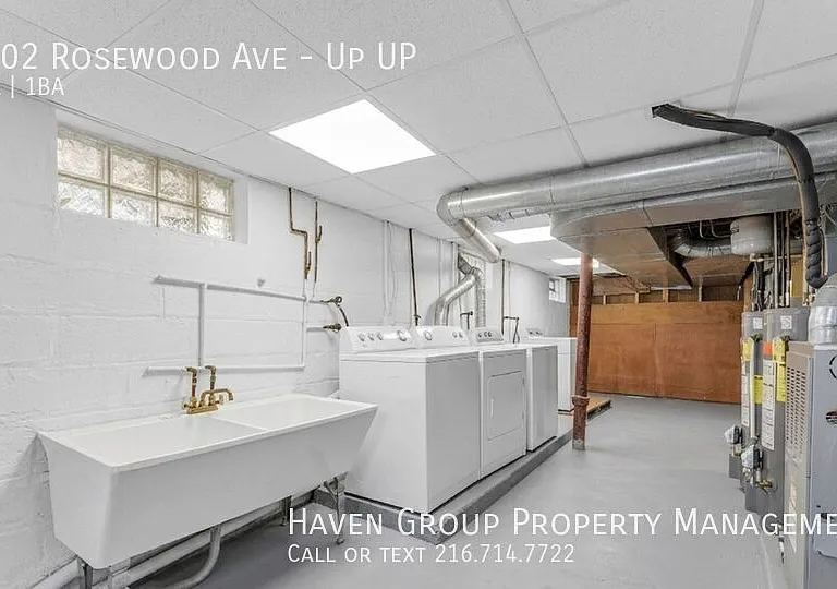 9002 Rosewood Ave #UP UP — Photo 20