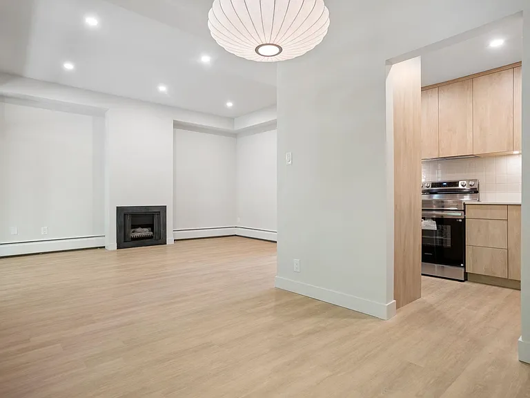 1070 Cypress St — Photo 5