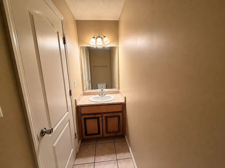 2705 Pineview Dr #A — Photo 4