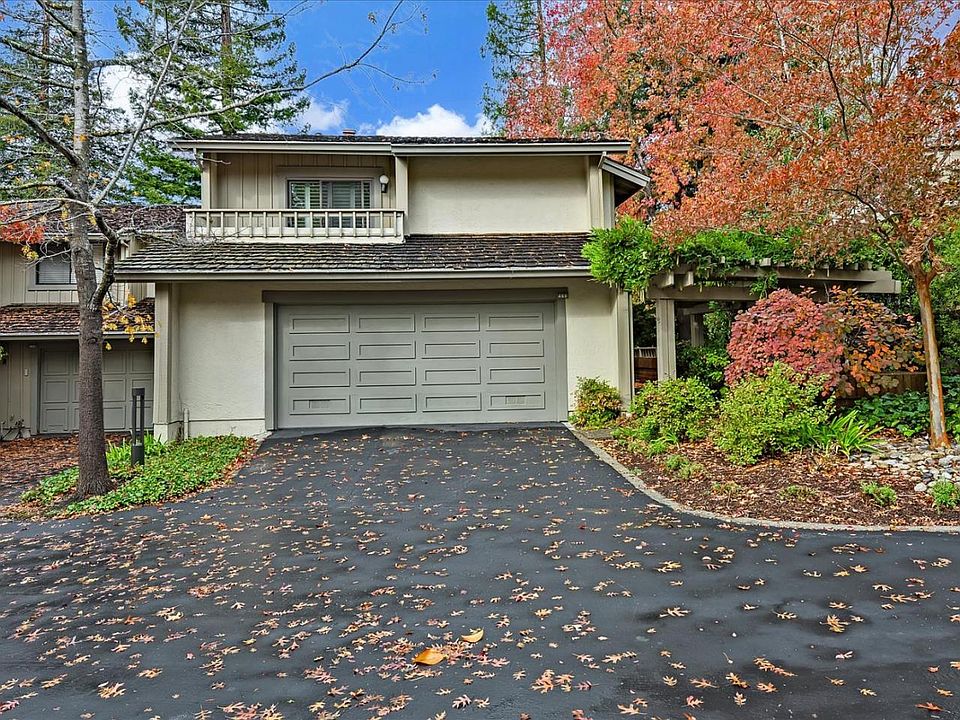 1st image of 460 Sand Hill Cir