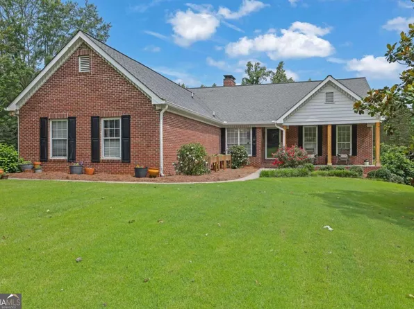 3992 Spot Rd, Cumming, GA 30040