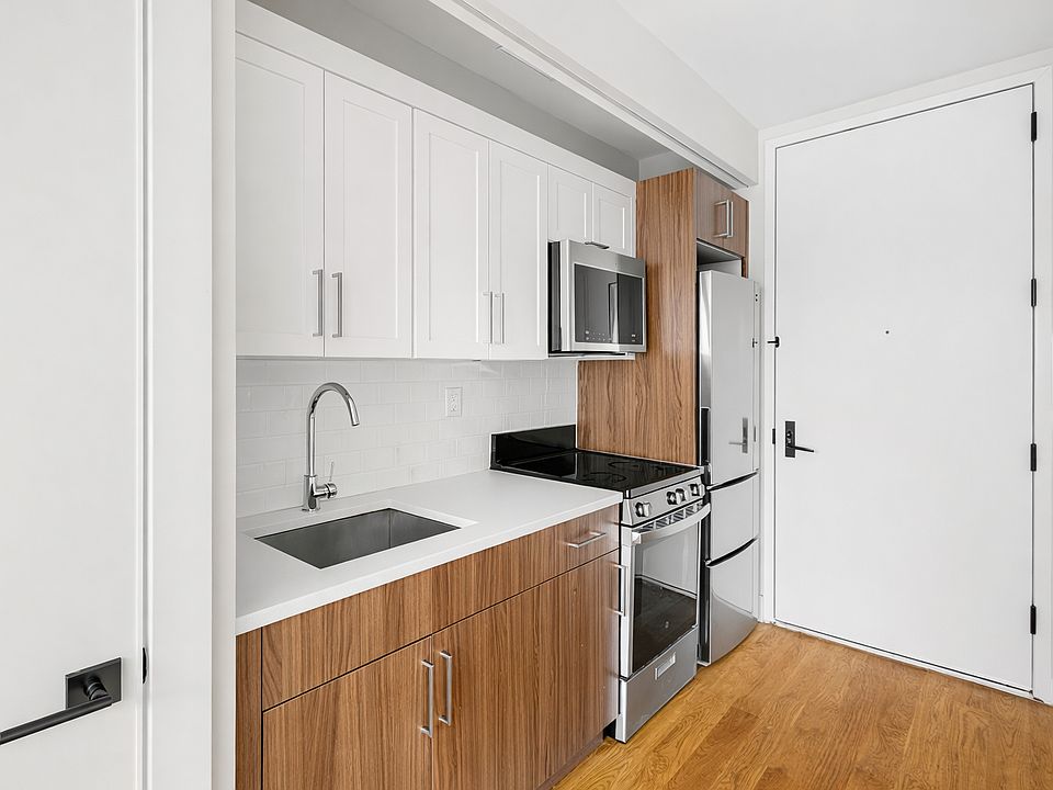 2nd image of 212 Malcolm X Blvd #3C
