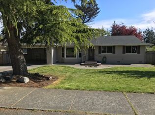 460 NW Ensign Dr, Oak Harbor, WA 98277