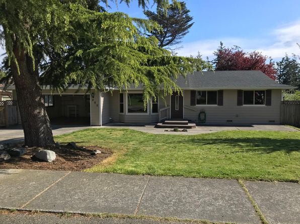 460 NW Ensign Dr