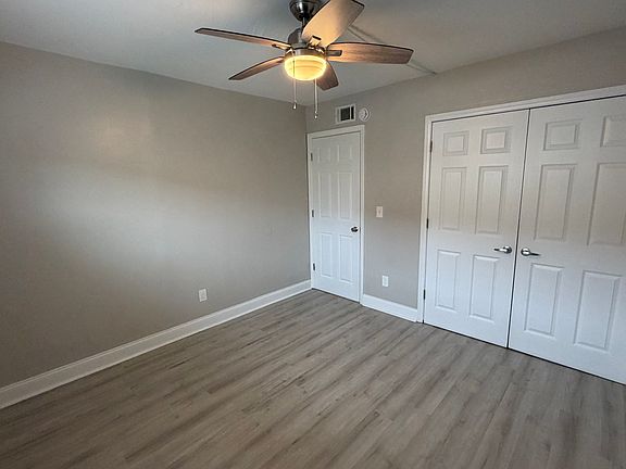 5th image of 1301 Pridgen Rd APT 1304