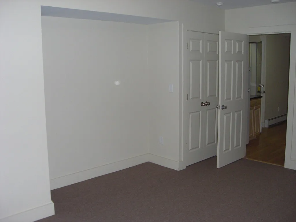 2 bed, $1,400 — Photo 3