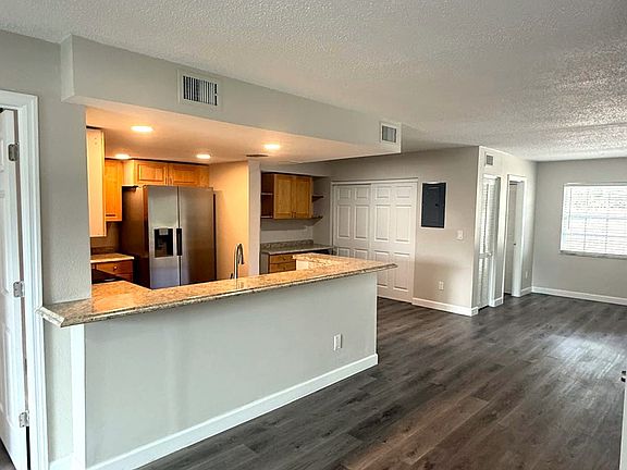 4th image of 310 7th St N #1