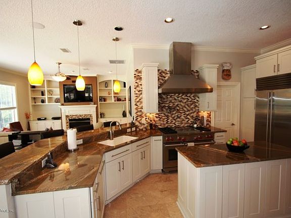 3rd image of 142 Osprey Cove Ln