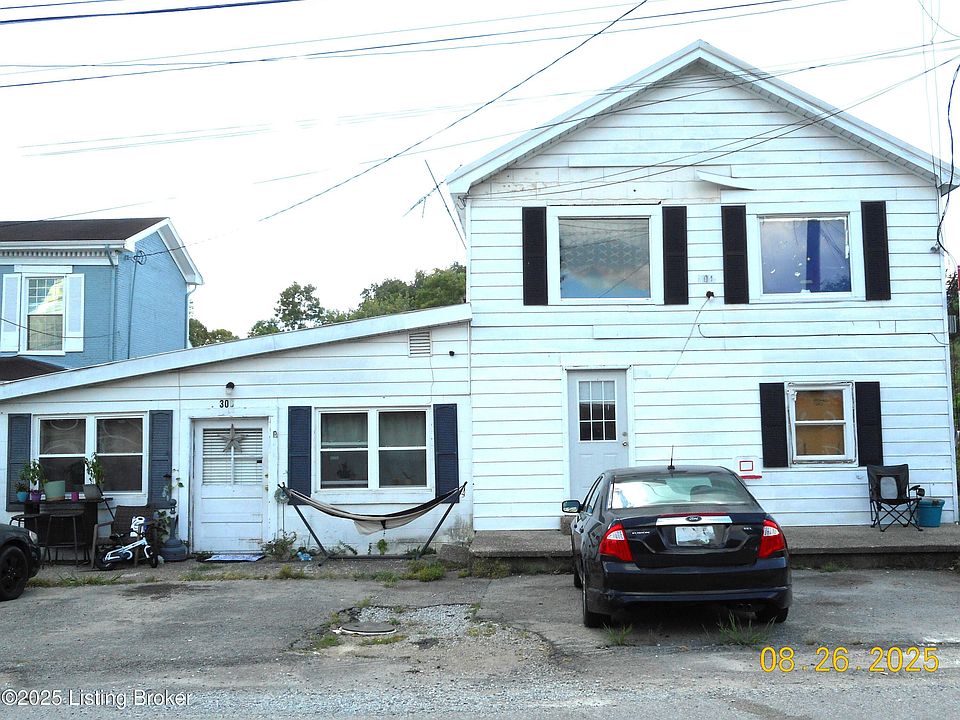 2nd image of 306 Garrard St