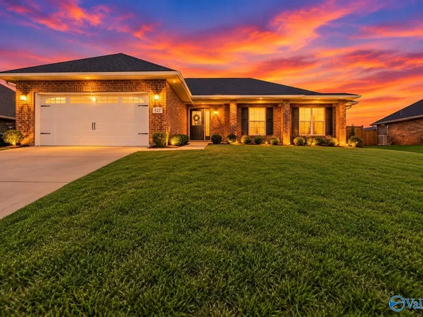 132 Bridge Crest Dr, Harvest, AL 35749