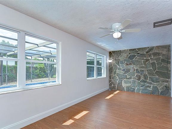 5th image of 1730 Harpoon Dr