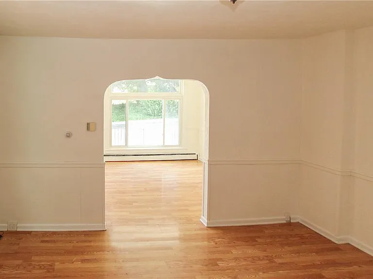 815 Market St — Photo 5