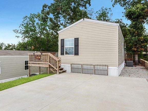 4th image of 174 Shoreline Ln