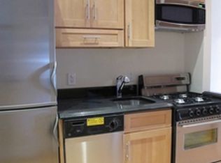 444 W 54th St APT 3, New York, NY 10019
