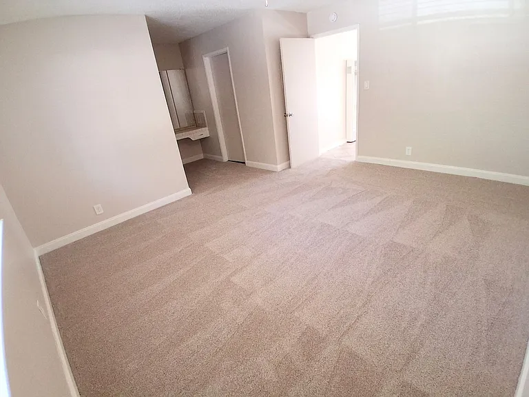 Greenhaven Apartments ~ In the Heart of Sacramento's Pocket Neighborhood! — Photo 3