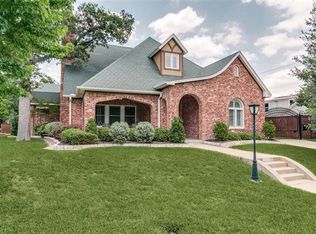 2504 Daisy Ln, Fort Worth, TX 76111