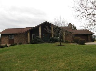 200 Cobb Rd, Aurora, IN 47001