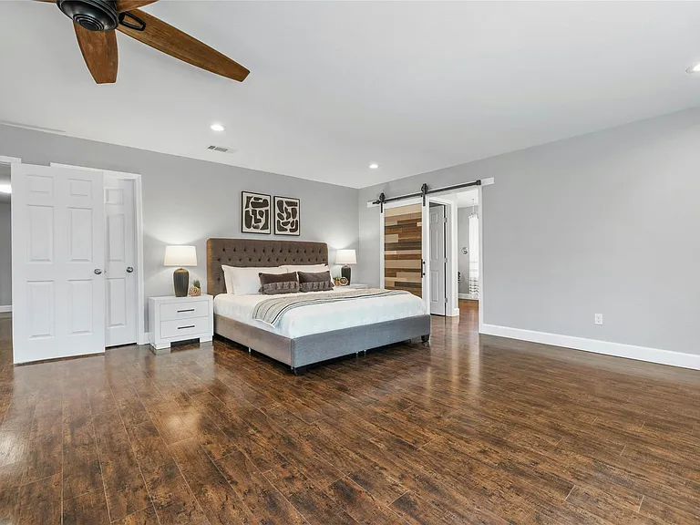 5503 Manor Rd — Photo 15