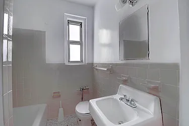 Rented by Urbane Brokerage