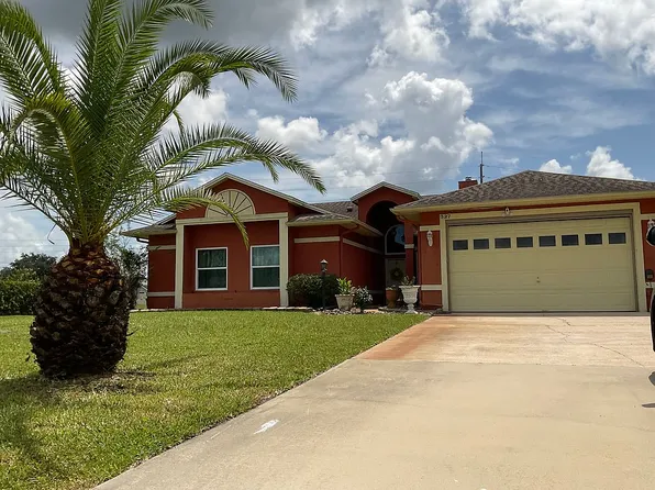 327 Edgewood Ct, Poinciana, FL 34759