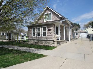 324 W Saint Clair St, Marine City, MI 48039