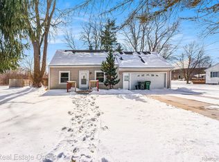 8860 E Pearson Rd, Shelby Township, MI 48316