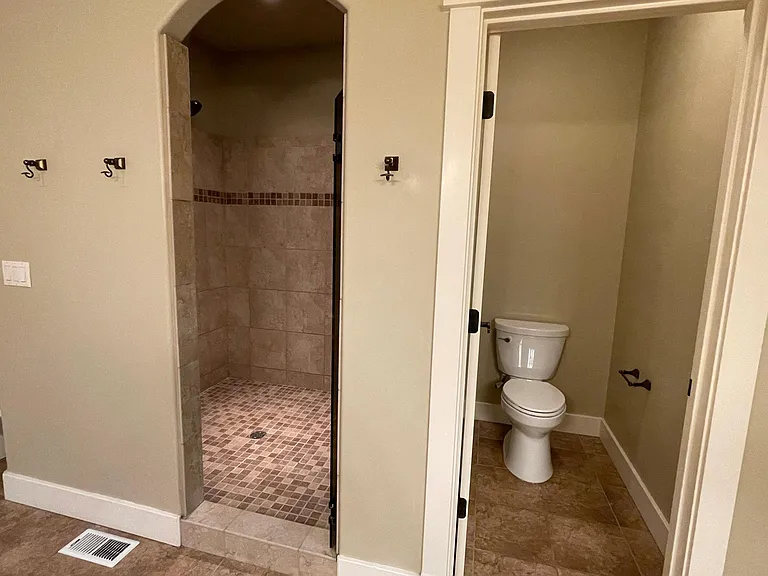 644 N Senora Way — Photo 21