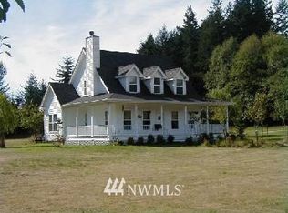 119 Buck Bay Estates Ln, Olga, WA 98279